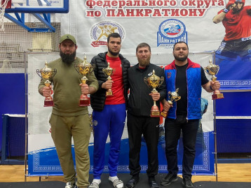Сборная Республики Ингушетия по панкратиону одержала уверенную победу по итогам чемпионата и первенс