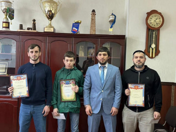 В Минспорта Ингушетии наградили победителя Первенства России по греко-римской борьбе